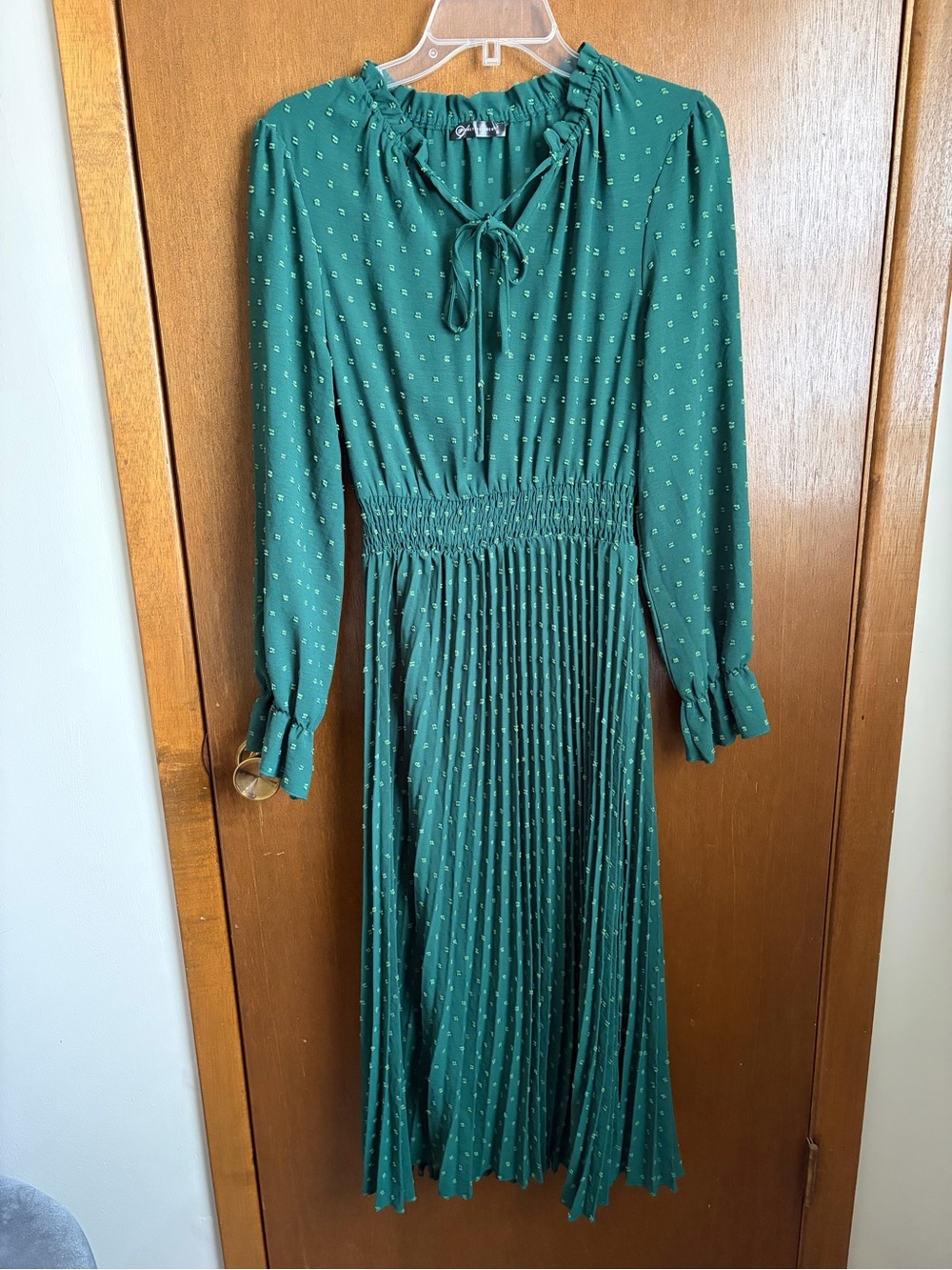 Emerald Green Long-Sleeve Pleated Midi Dress with Tie Neck